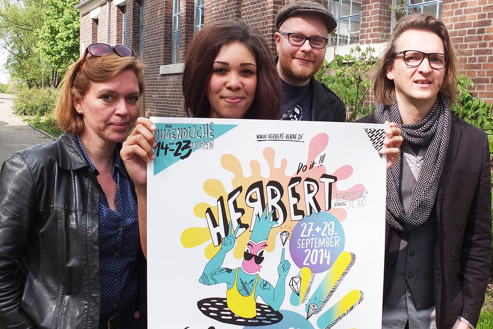 Das Herbert-Team fordert junge Künstler auf, ihre Beiträge einzureichen: Gabriele Kloke, Joanna Asiedu, Pierre Cournoyer und Chris Wawrzyniak.