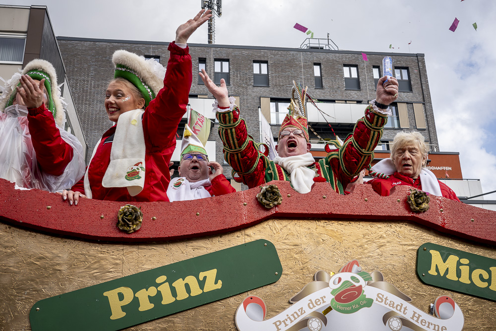 ROSENMONTAG_2024_Urheber_Thomas_Schmidt_Stadt_Herne_083 (1)