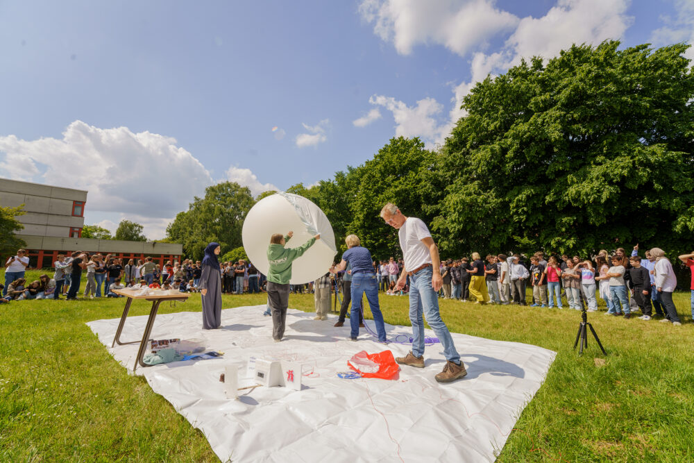 wetterballon_realschule_sodingen_urheber_frank_dieper_stadt_herne_003